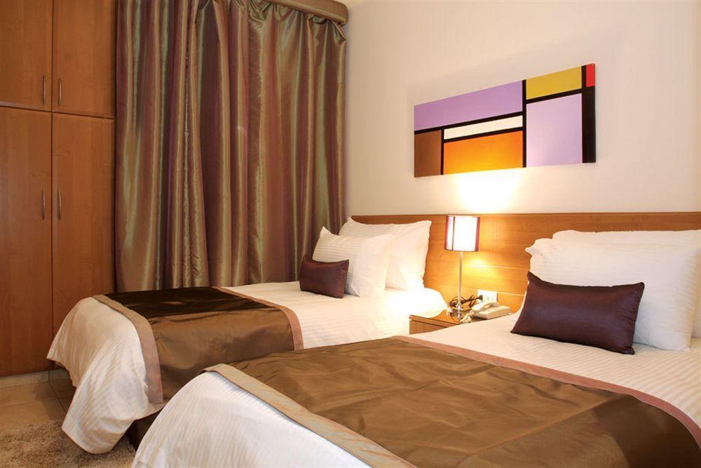 X2 By Smallville Beirut Bagian luar foto